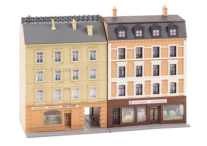 232384 Byhuse med apotek og Delikatesse butik